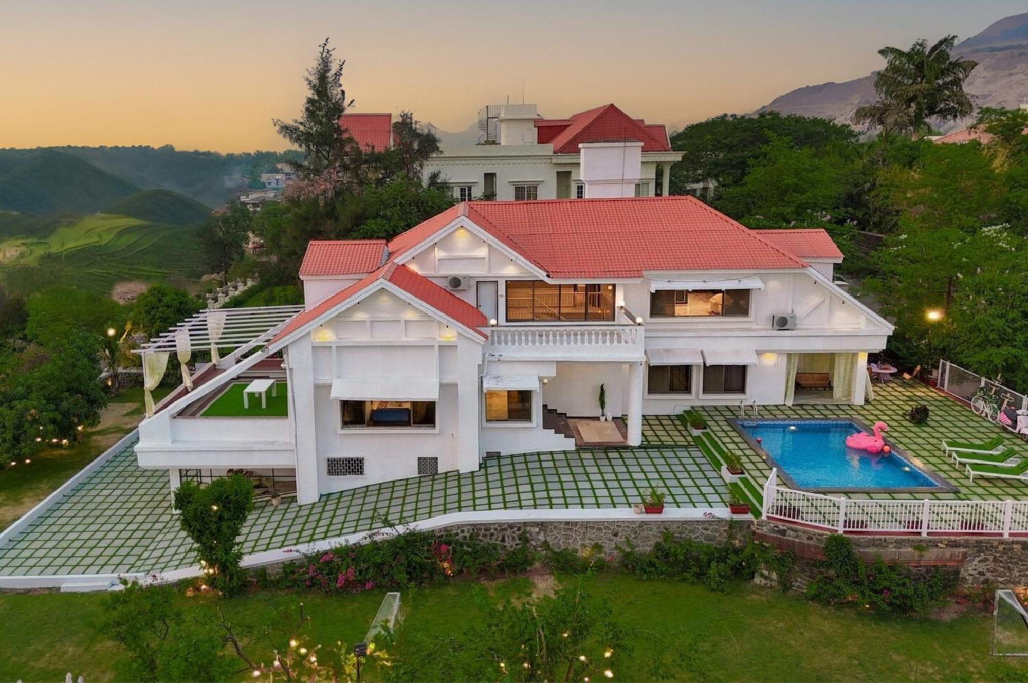 Ekostay Luxe - Casa Noah - Paddle Court & Sunset Point Lonavala Ngoại thất bức ảnh